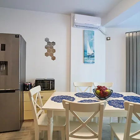 Nordis 21 Deluxe Mamaia Nord Aparthotel Năvodari