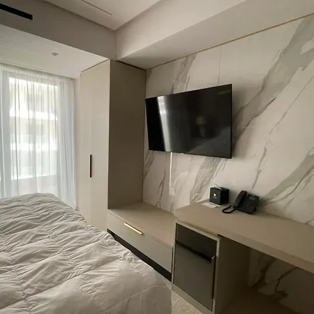 Nordis 21 Deluxe Mamaia Nord Aparthotel